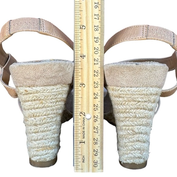 AEROSOLES  Women's Plush Baby Wedge Sandals Sz 9M Nude Faux Leather Slingback - Picture 7 of 10